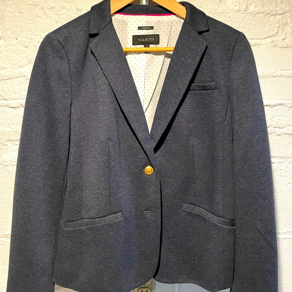 Talbots Aberdeen blazer NWOT. Size 8